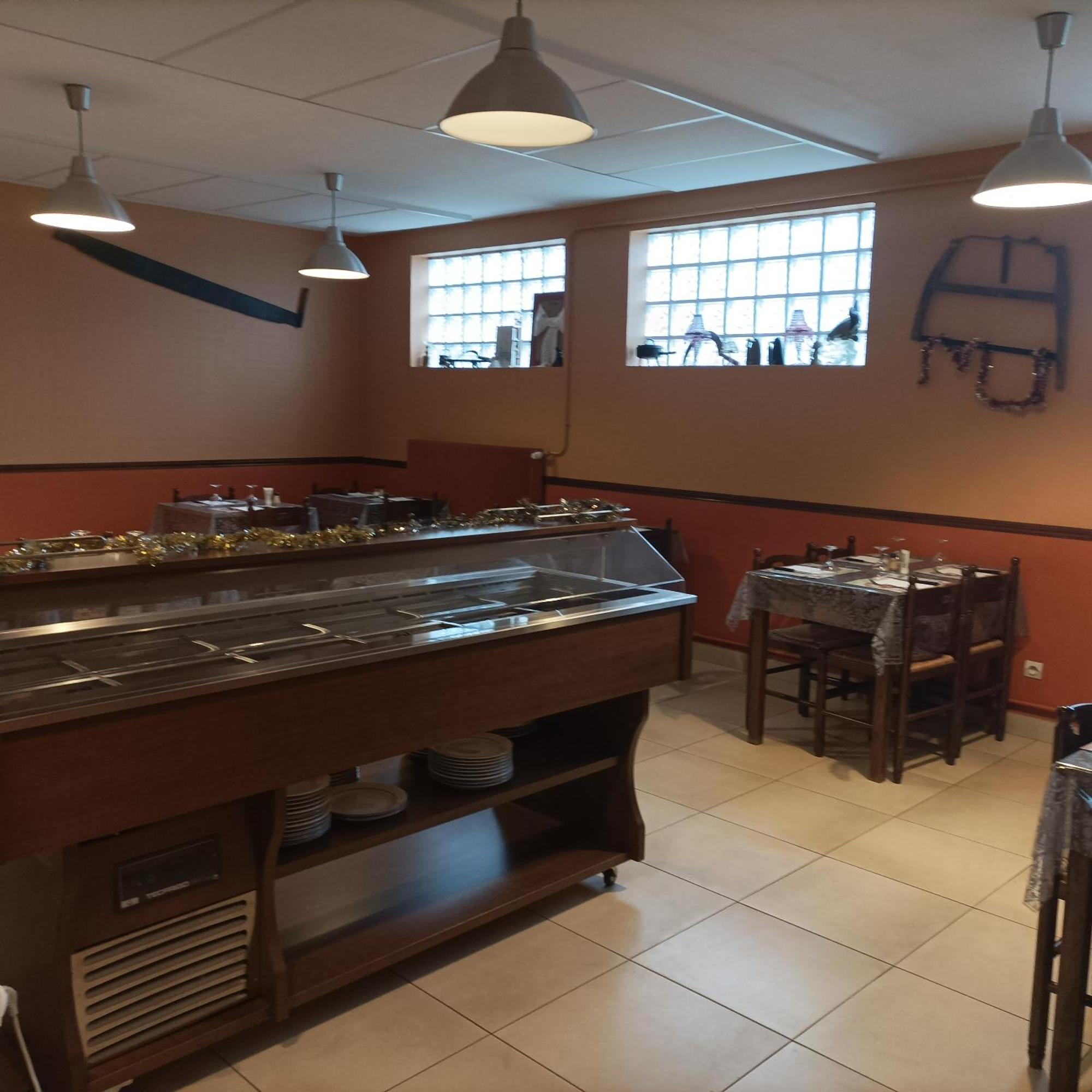 Hotel Restaurant De La Gare Robert-Espagne エクステリア 写真